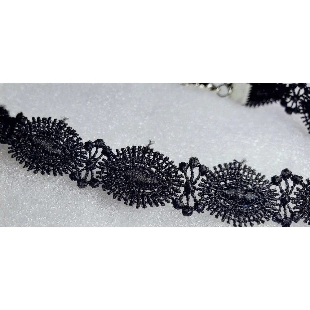 90s Floral Lace Choker Victorian Goth Style Faux Chains Black Vintage Revival